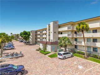 979 E Gulf DR D433, Sanibel, FL 33957