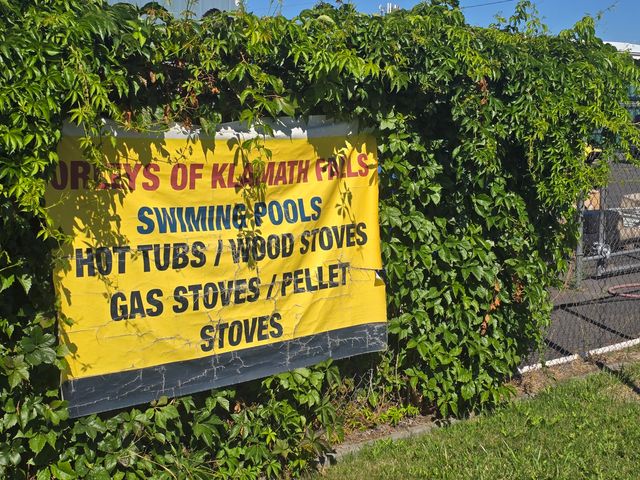 2120 Washburn Way, Klamath Falls, OR 97603