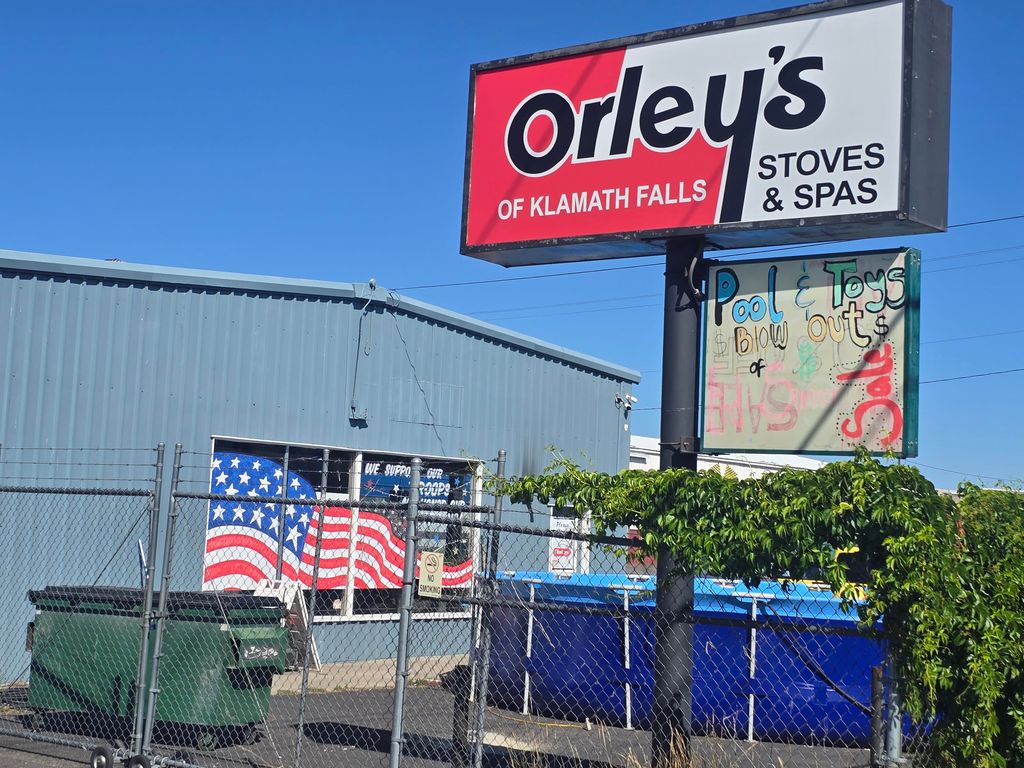 2120 Washburn Way, Klamath Falls, OR 97603