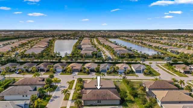 11455 SW Golden Mountain Way, Port St. Lucie, FL 34987