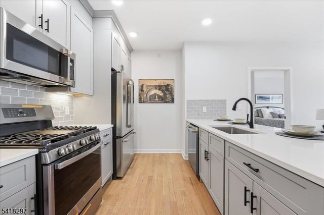 660 Bloomfield Ave 406, Bloomfield Twp., NJ 07003