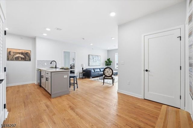 660 Bloomfield Ave 406, Bloomfield Twp., NJ 07003