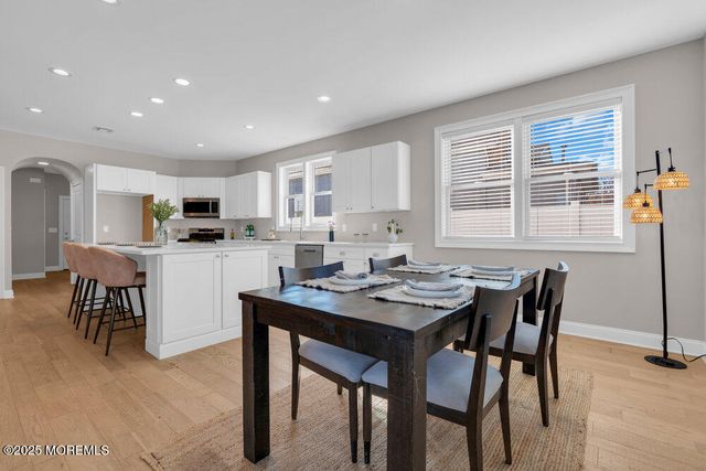 34 York Avenue, Port Monmouth, NJ 07758