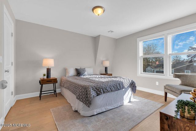 34 York Avenue, Port Monmouth, NJ 07758