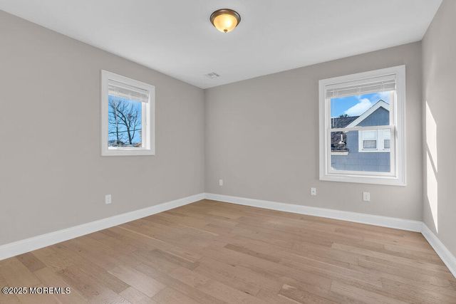 34 York Avenue, Port Monmouth, NJ 07758