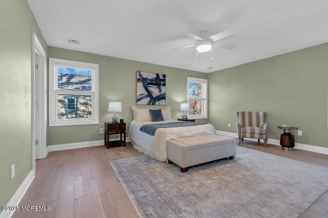 34 York Avenue, Port Monmouth, NJ 07758