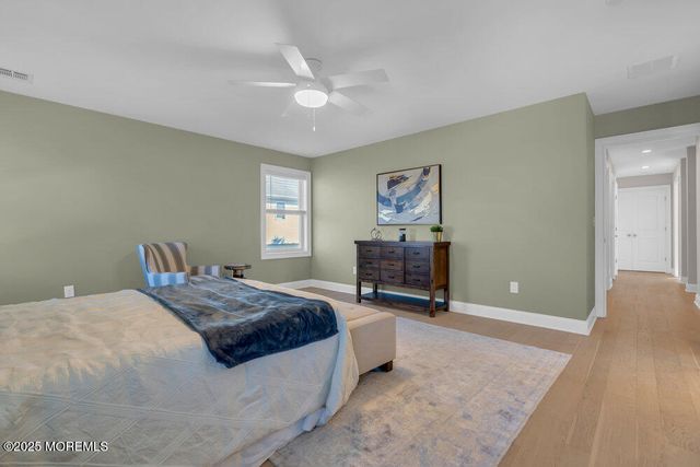 34 York Avenue, Port Monmouth, NJ 07758