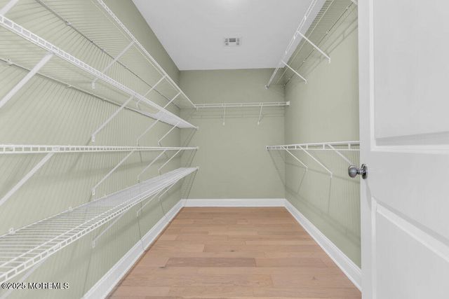 34 York Avenue, Port Monmouth, NJ 07758