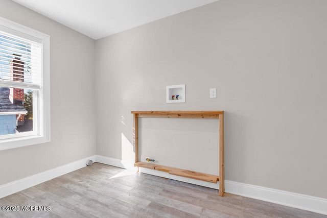 34 York Avenue, Port Monmouth, NJ 07758