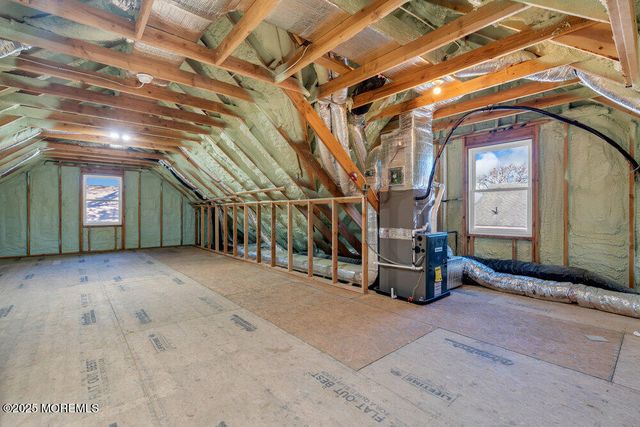 34 York Avenue, Port Monmouth, NJ 07758