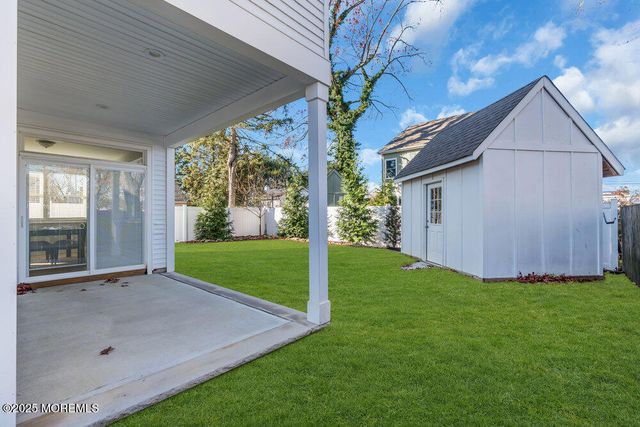 34 York Avenue, Port Monmouth, NJ 07758