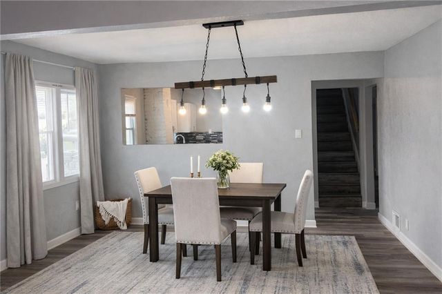 4242 College Avenue, Kansas City, MO 64130