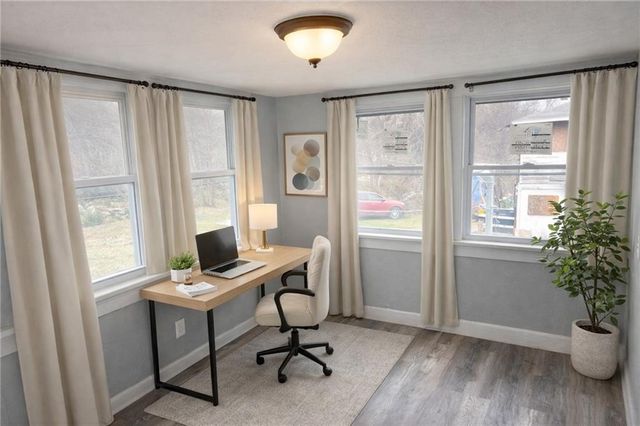 4242 College Avenue, Kansas City, MO 64130