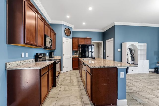 134 Red Maple Dr, Gray, LA 70359