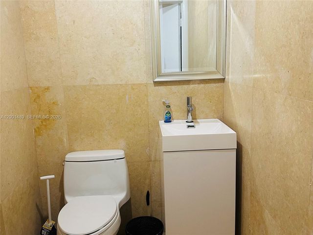 7240 SW 42nd Ter 3, Miami, FL 33155