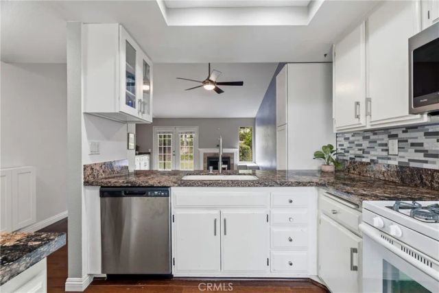 26352 Rainbow Glen, Newhall, CA 91321