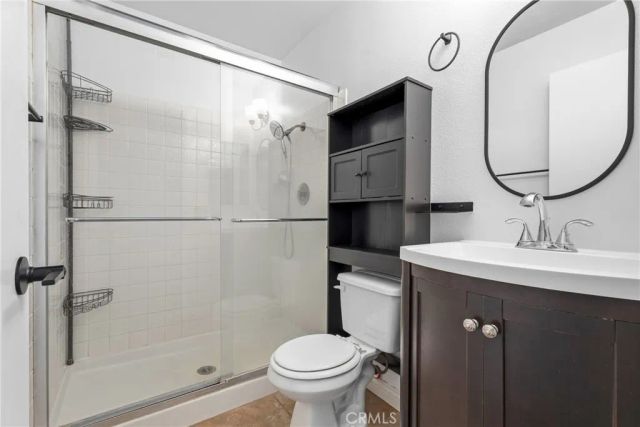 26352 Rainbow Glen, Newhall, CA 91321