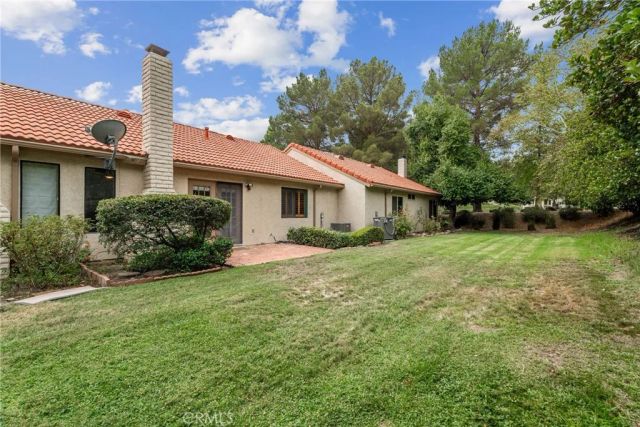 26352 Rainbow Glen, Newhall, CA 91321