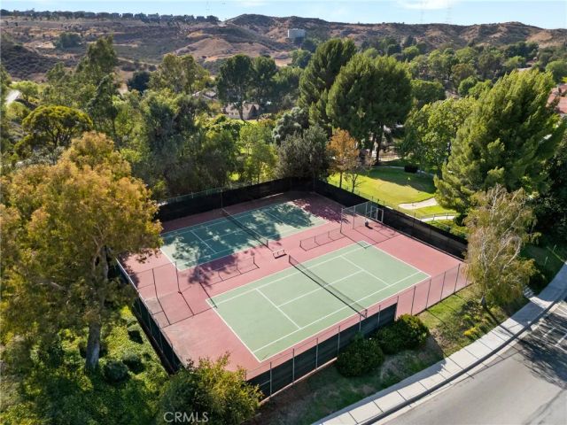 26352 Rainbow Glen, Newhall, CA 91321