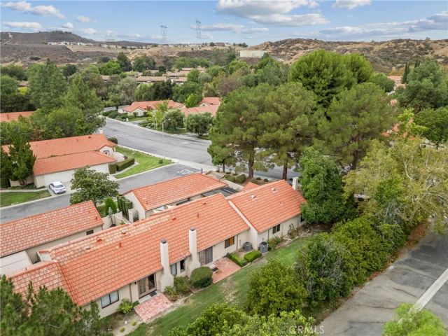 26352 Rainbow Glen, Newhall, CA 91321