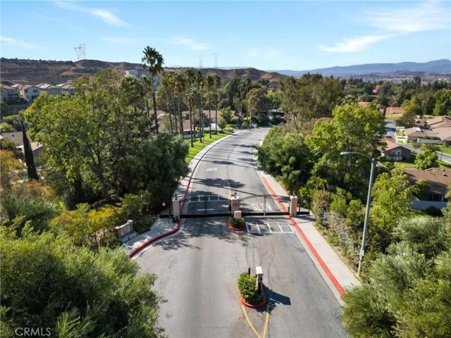 26352 Rainbow Glen, Newhall, CA 91321