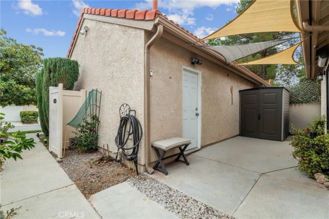 26352 Rainbow Glen, Newhall, CA 91321