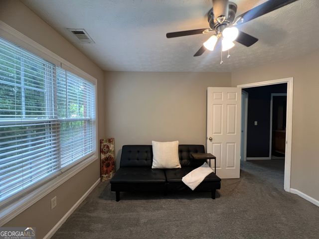 729 Forestglen Drive, Mcdonough, GA 30252