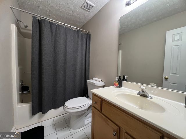 729 Forestglen Drive, Mcdonough, GA 30252
