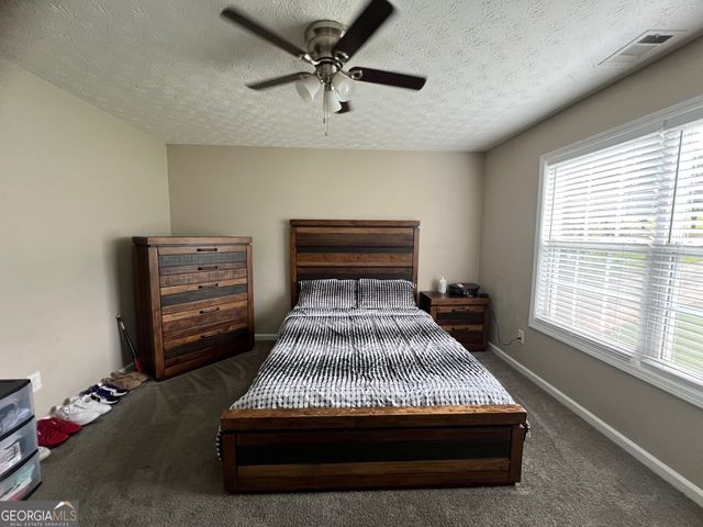 729 Forestglen Drive, Mcdonough, GA 30252