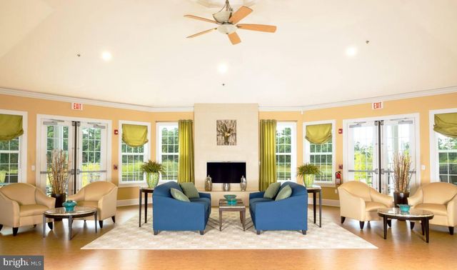 24 LILLY DR, Little Egg Harbor Twp, NJ 08087