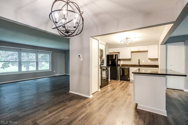 9331 Fairfield Drive, Twinsburg, OH 44087