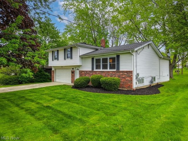 9331 Fairfield Drive, Twinsburg, OH 44087