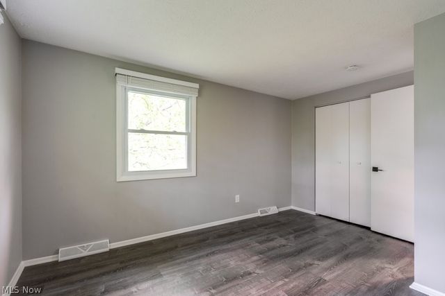 9331 Fairfield Drive, Twinsburg, OH 44087