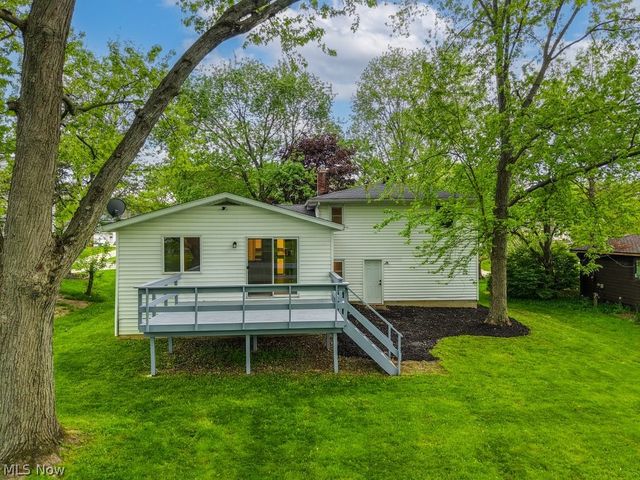 9331 Fairfield Drive, Twinsburg, OH 44087