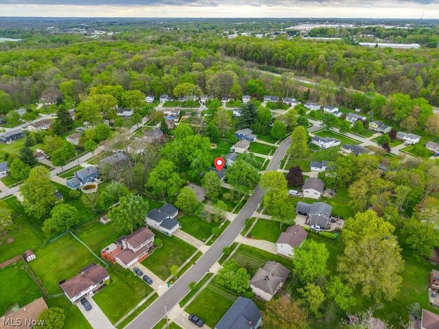 9331 Fairfield Drive, Twinsburg, OH 44087
