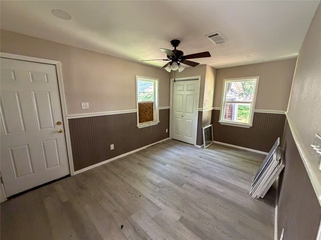 1617 E College Street, Sherman, TX 75090