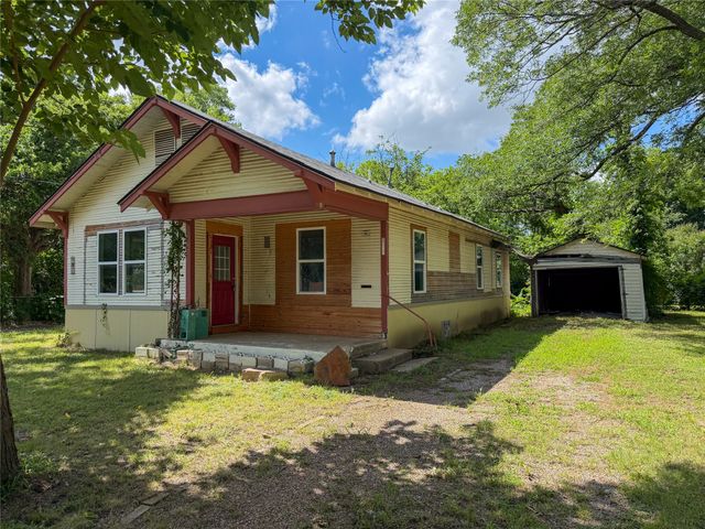 1617 E College Street, Sherman, TX 75090
