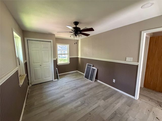 1617 E College Street, Sherman, TX 75090
