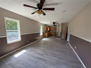 1617 E College Street, Sherman, TX 75090