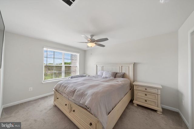 105 EXTROVERT DR, Charles Town, WV 25414