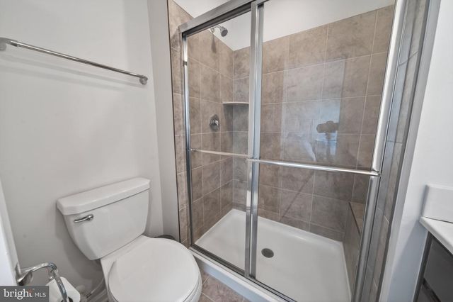 105 EXTROVERT DR, Charles Town, WV 25414