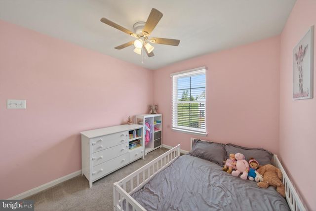105 EXTROVERT DR, Charles Town, WV 25414