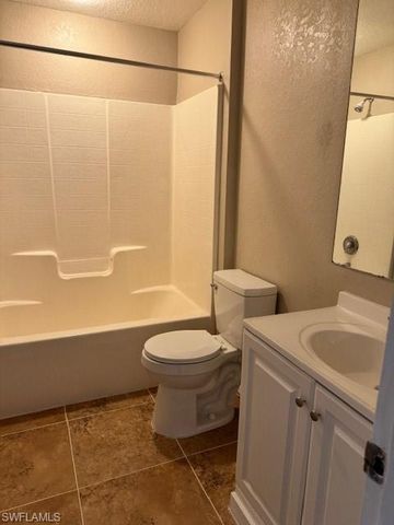 5321 30th ST SW, Lehigh Acres, FL 33973