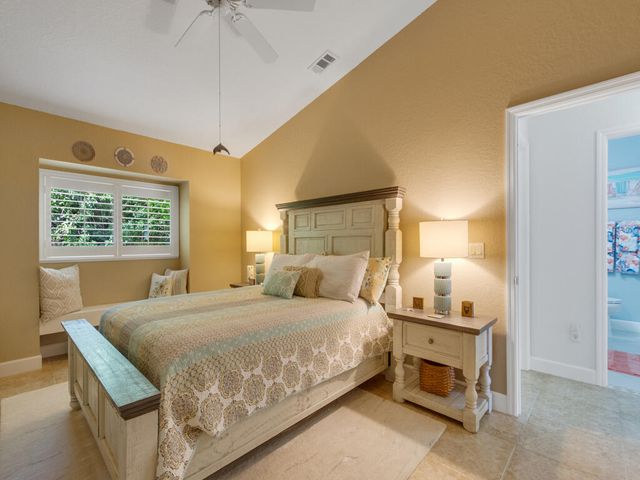 1687 Aynsley Way, Vero Beach, FL 32966