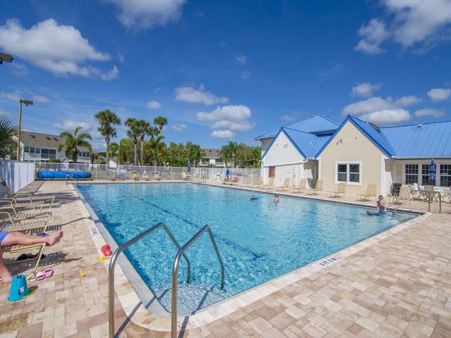 1687 Aynsley Way, Vero Beach, FL 32966