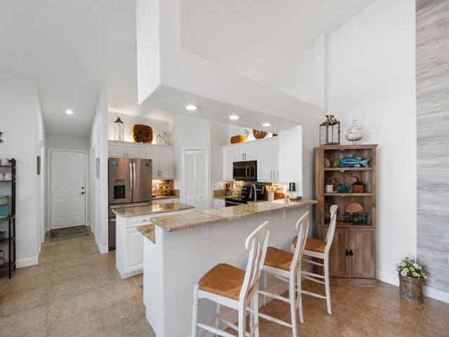 1687 Aynsley Way, Vero Beach, FL 32966