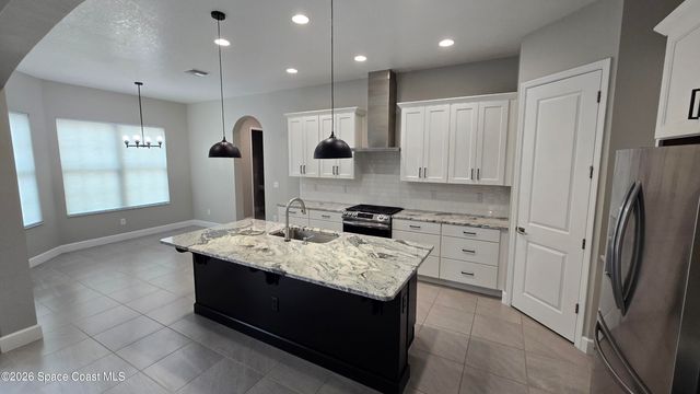 8416 Lyside Drive, Melbourne, FL 32940