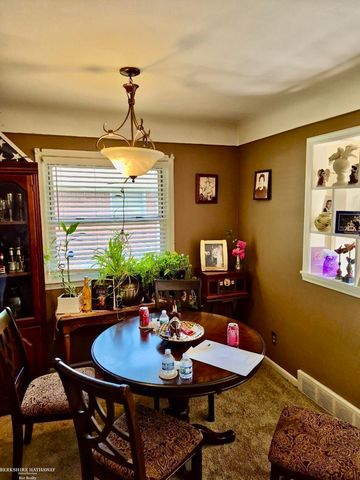 20443 Fleetwood Drive, Harper Woods, MI 48225