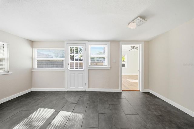 2010 30TH AVE NORTH AVENUE N, St Petersburg, FL 33713