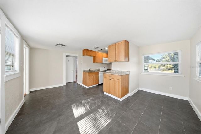 2010 30TH AVE NORTH AVENUE N, St Petersburg, FL 33713